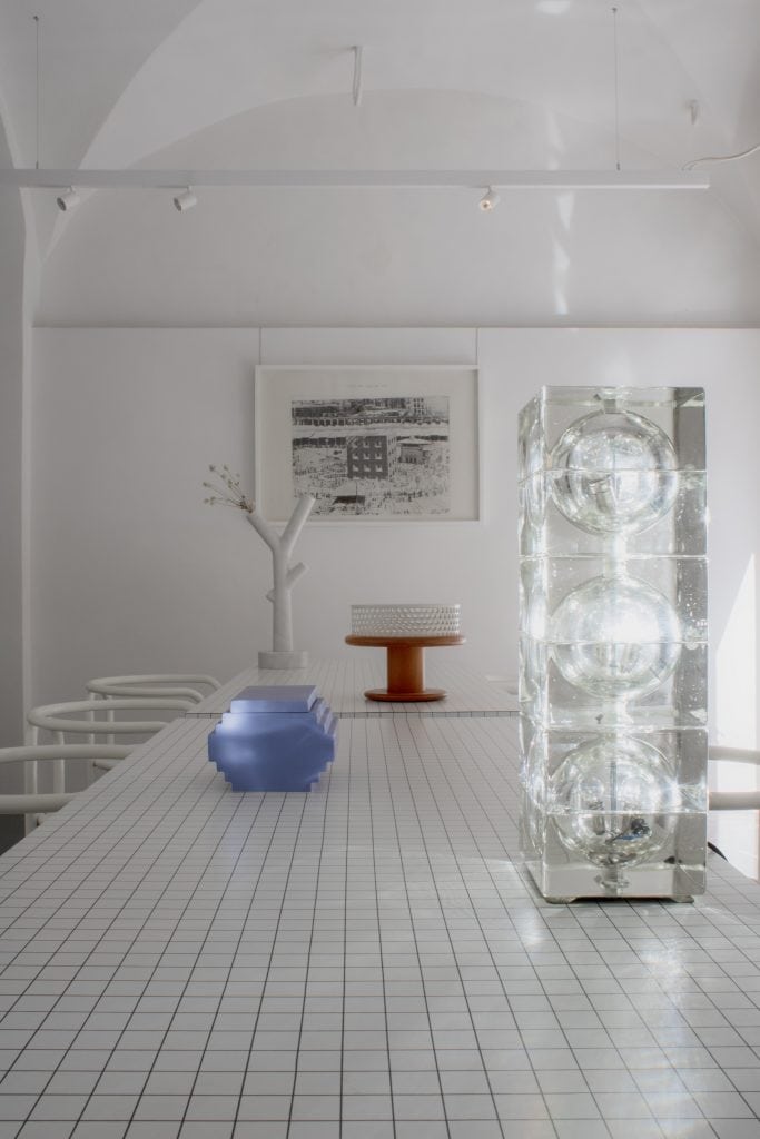 Alessandro_Mendini_Cubosfera 2